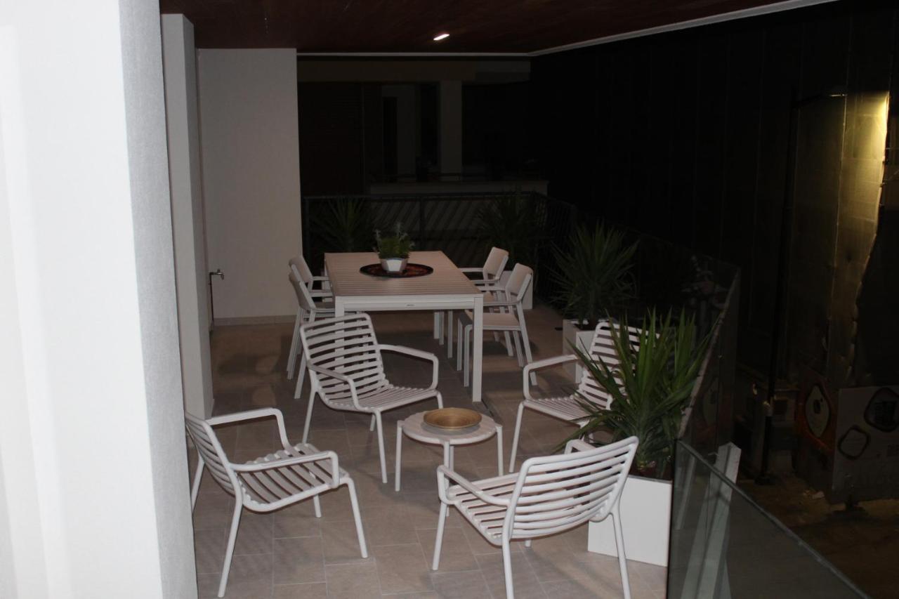 Novatek Apartment 201 Exclusive Pescara Kültér fotó